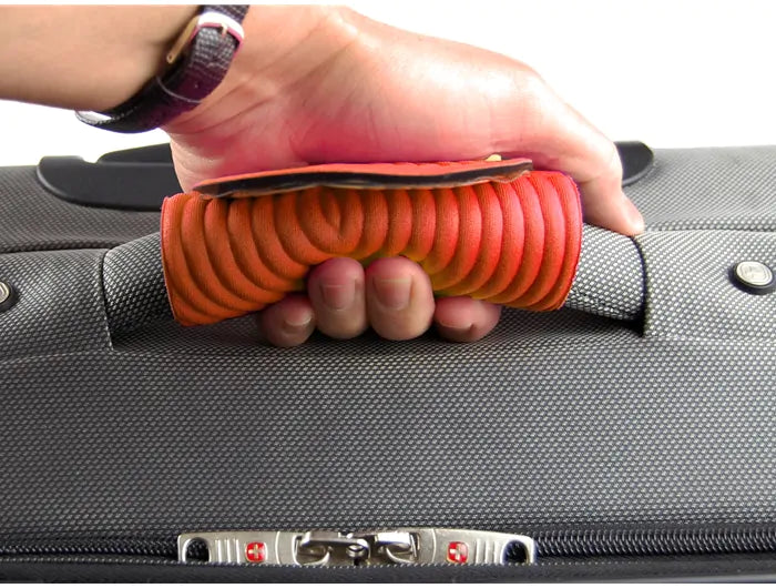 carrying suitcase with sleep and sound luggage tag set