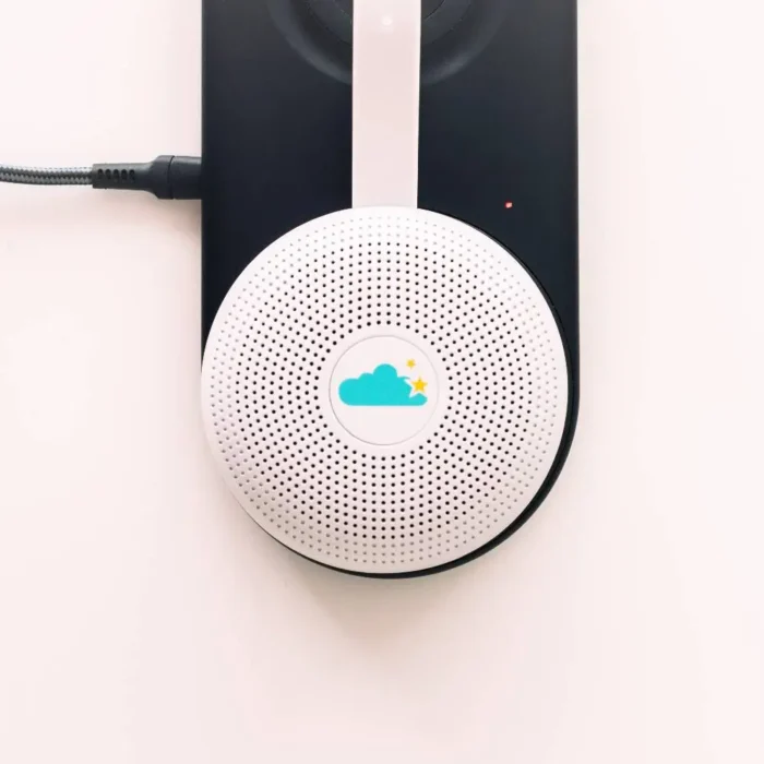Yogasleep Hushh+ Sound Machine + Nightlight - Image 4